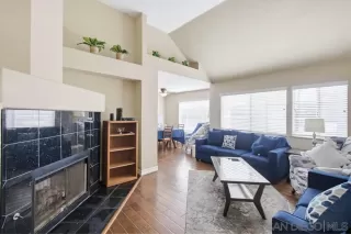 Photo #4: 2600230 Listing 