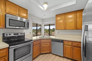 Photo #2: 2600240 Listing 