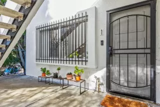 Photo #3: 2600251 Listing