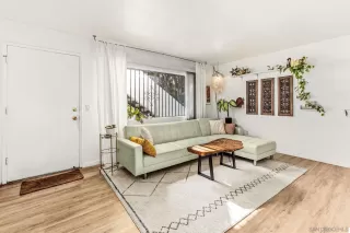 Photo #6: 2600251 Listing