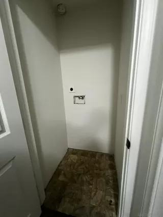 Photo #6: 2600271 Listing 