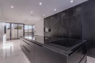 Photo #1: 2600288 Listing