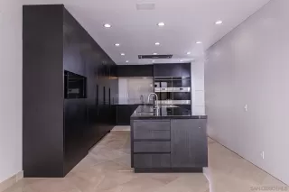 Photo #4: 2600288 Listing