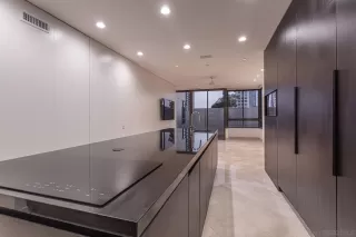 Photo #6: 2600288 Listing