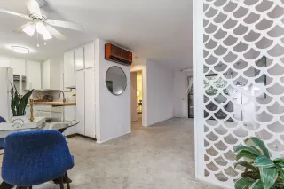 Photo #2: 2600301 Listing