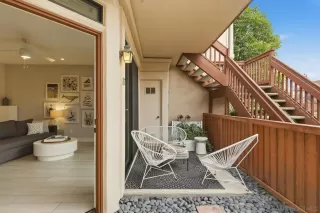 Photo #5: 2600307 Listing