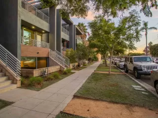 Photo #2: 2600324 Listing 