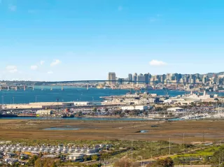 Photo #2: 2600344 Listing