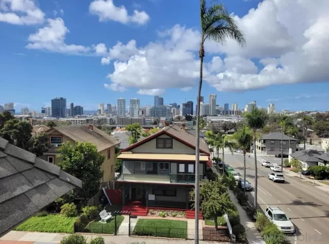 MLS: 2600374 Condo For Sale