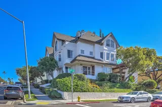 Photo #2: 2600374 Listing 