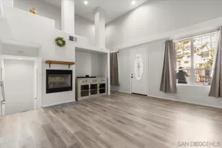 Photo #4: 2600401 Listing 