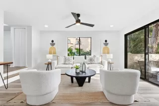 Photo #1: 2600420 Listing 