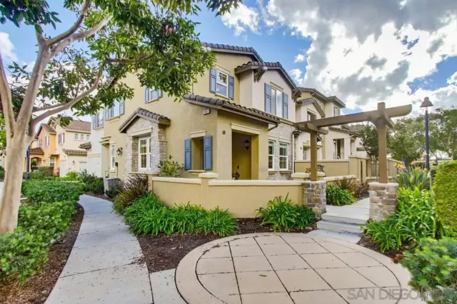 MLS: 2600424 Condo For Sale