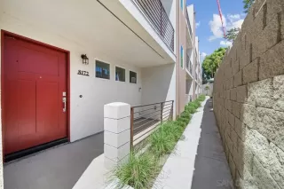 Photo #1: 2600445 Listing 