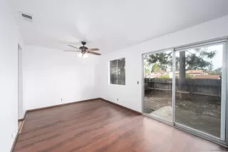 Photo #5: 2600448 Listing