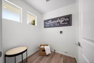 Photo #5: 2600455 Listing 