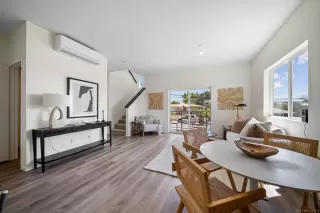 Photo #6: 2600455 Listing 