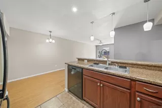 Photo #4: 2600466 Listing