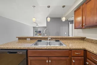 Photo #5: 2600466 Listing