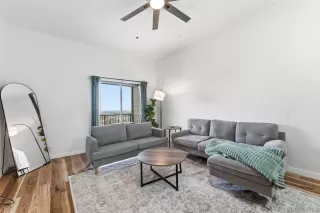 Photo #1: 2600472 Listing