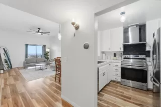 Photo #6: 2600472 Listing