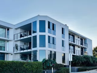 Photo #1: 2600504 Listing 