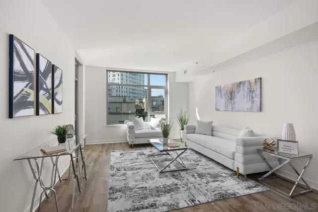 MLS: 2600519 Condo For Sale