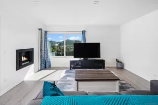 Photo #2: 2600545 Listing 