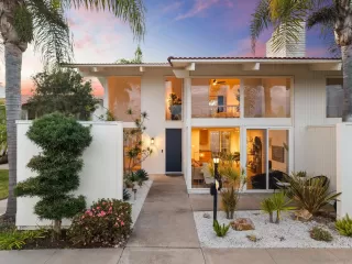 Photo #2: 2600562 Listing 