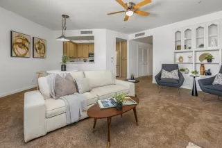 Photo #4: 2600564 Listing 