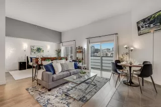 Photo #1: 2600567 Listing 