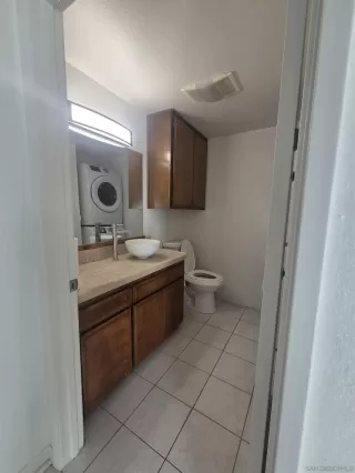 Photo #4: 2600572 Listing