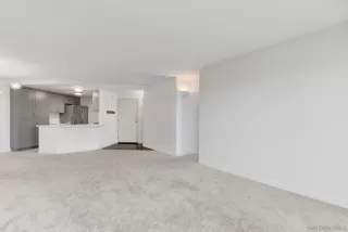 Photo #4: 2600576 Listing