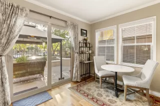 Photo #6: 2600587 Listing