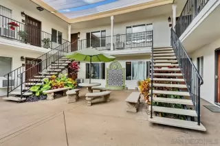 Photo #1: 2600592 Listing 