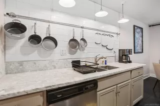 Photo #2: 2600593 Listing