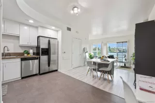 Photo #1: 2600606 Listing 