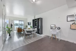 Photo #4: 2600606 Listing 