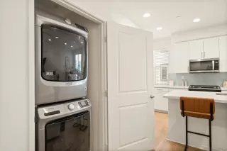 Photo #4: 2600609 Listing 