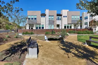 Photo #2: 2600615 Listing 