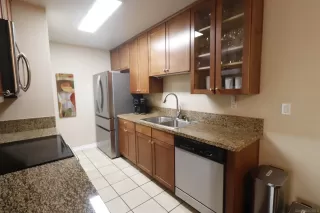 Photo #4: 2600649 Listing