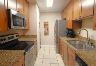 Photo #5: 2600649 Listing