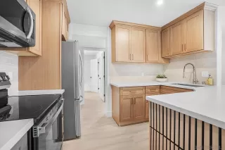 Photo #1: 2600673 Listing 