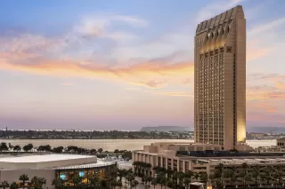 More Details about MLS # 2600700 : 555 FRONT ST. UNIT 1302