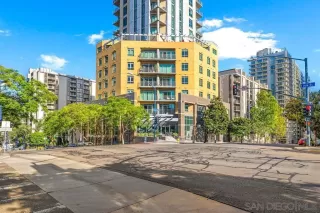 Photo #2: 2600718 Listing 