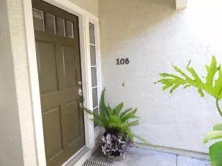 Photo #5: 2600750 Listing