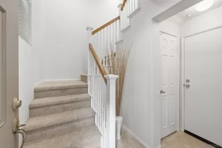 Photo #3: 2600755 Listing