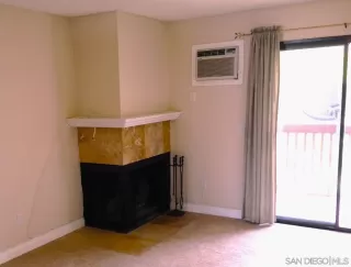 Photo #2: 2600810 Listing 