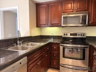 Photo #5: 2600814 Listing 