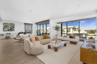 Photo #1: 2600839 Listing